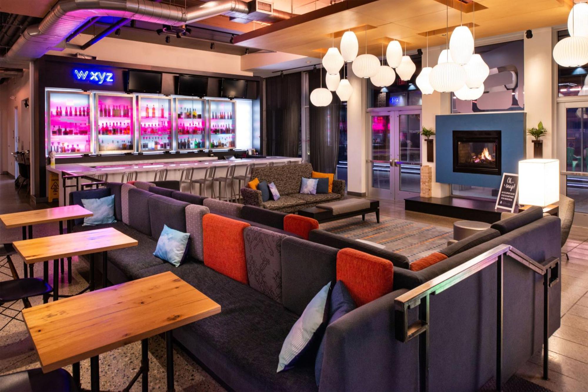 Hotel Aloft Lexington Extérieur photo