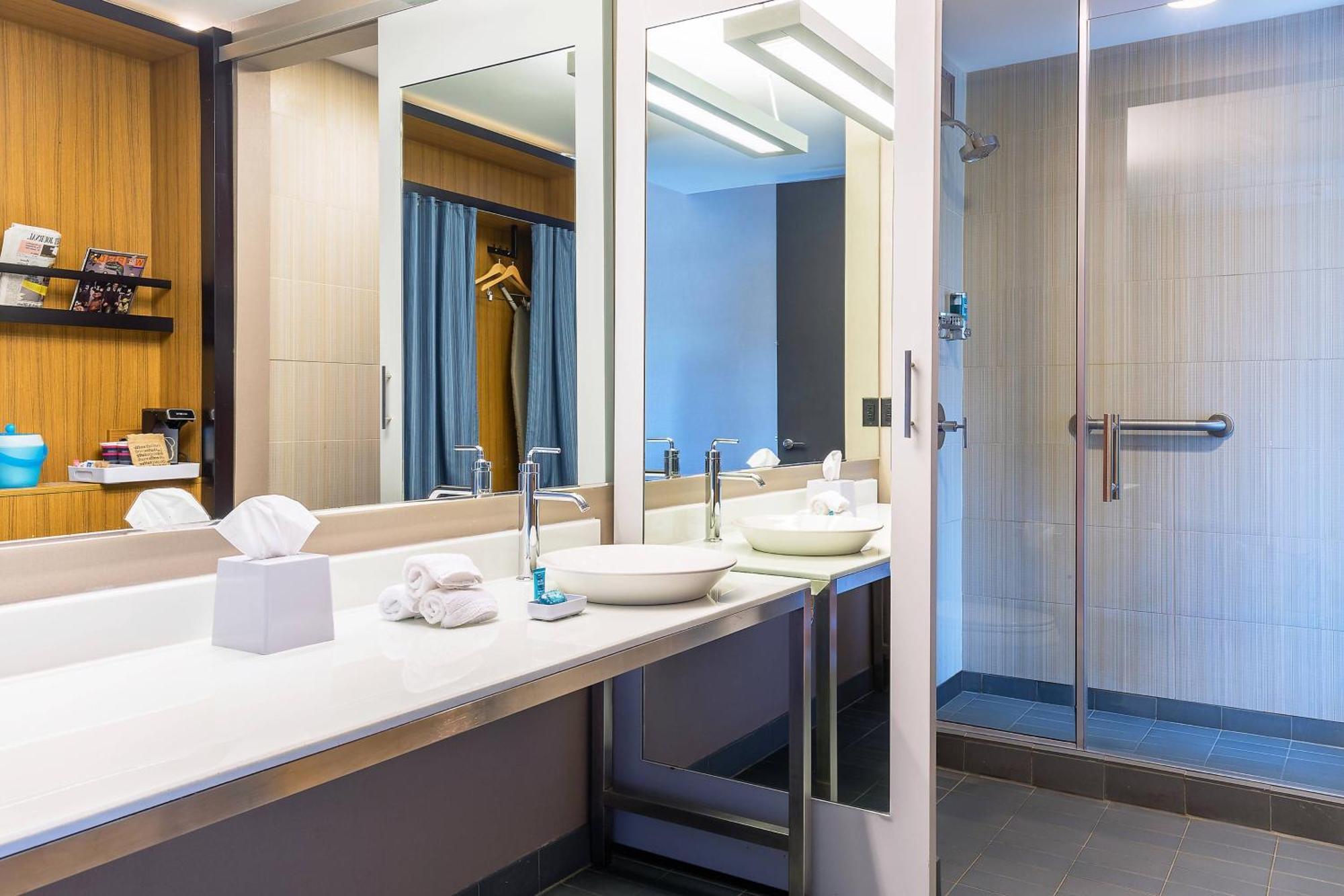 Hotel Aloft Lexington Extérieur photo