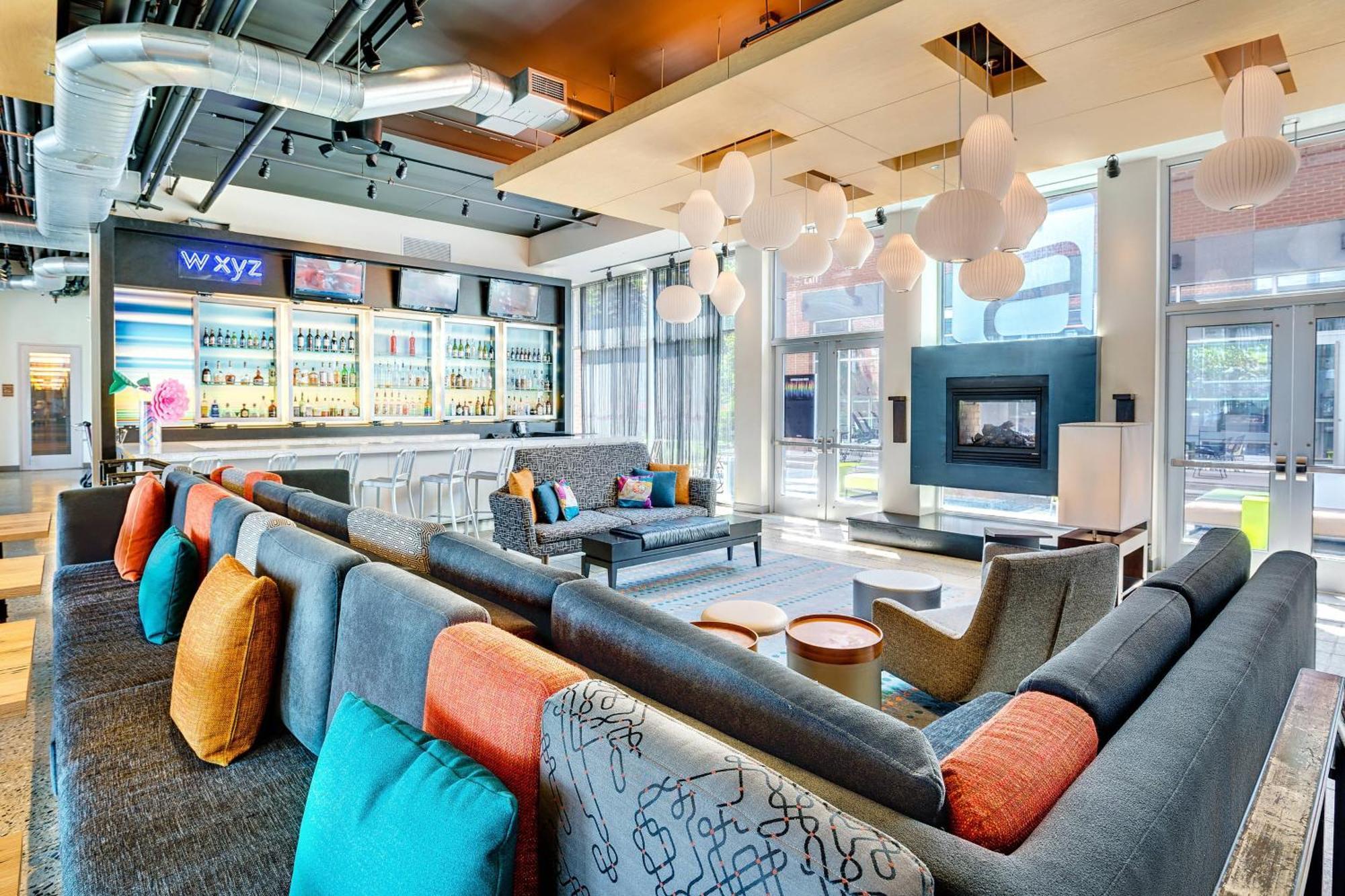 Hotel Aloft Lexington Extérieur photo